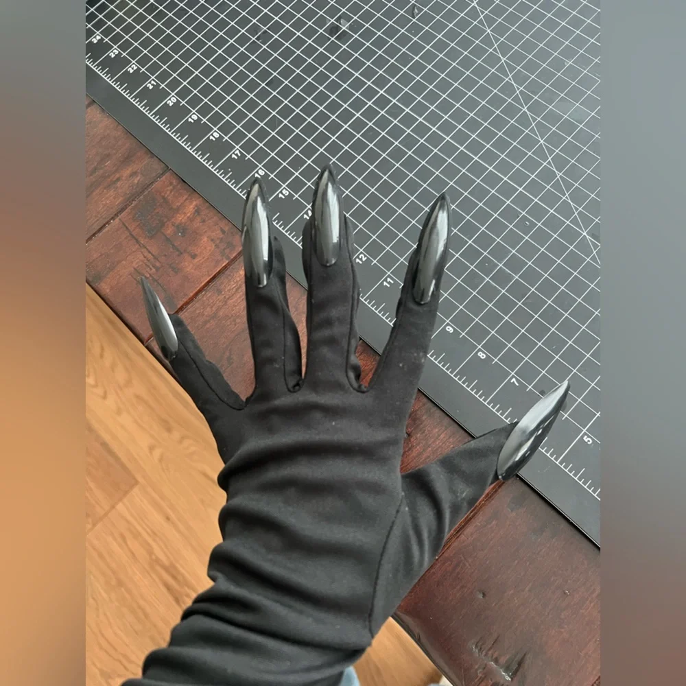 Black Claw Gloves